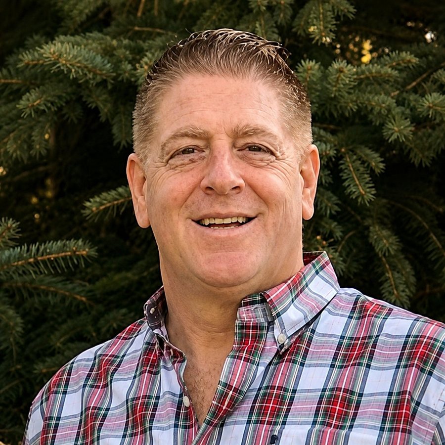 Mark Galluccio, owner of Sideline Art